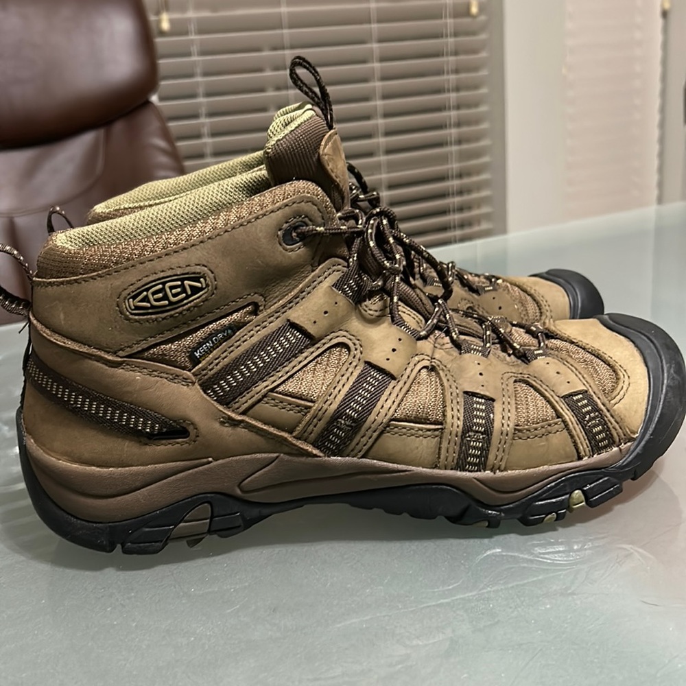 Keen 3/4 Hiking Boots